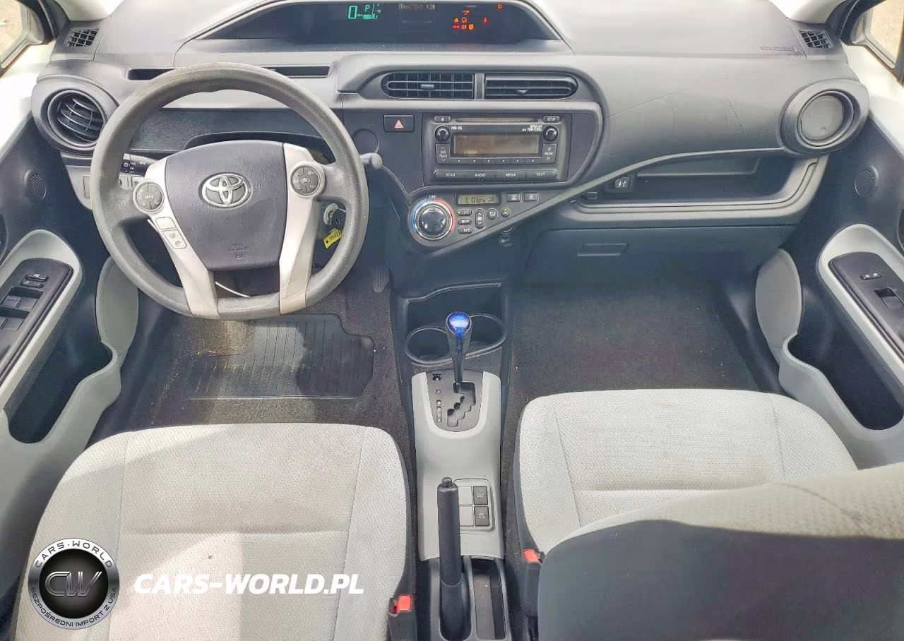 2013 Toyota Prius C One VIN:JTDKDTB34D1048865 - 8