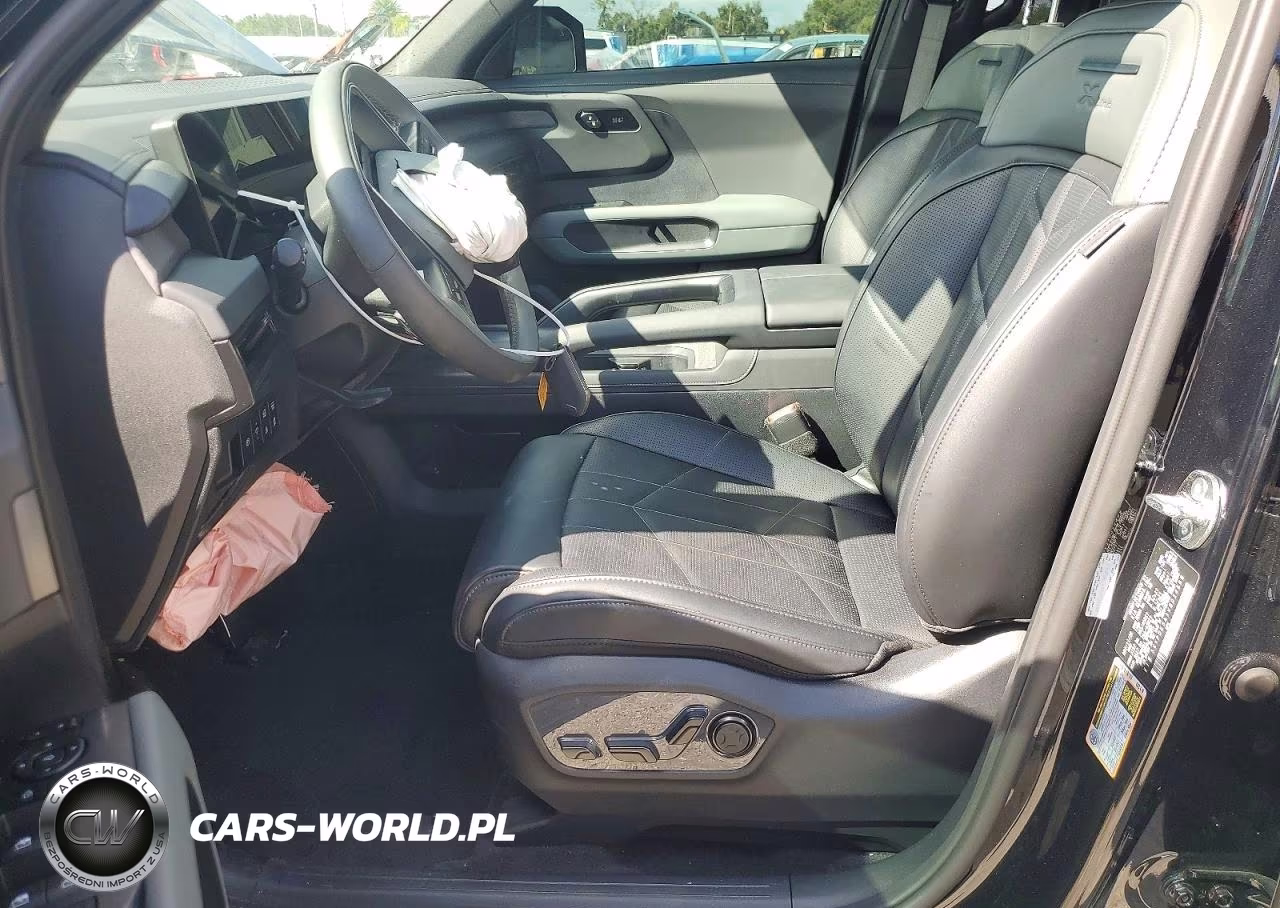 2027 Kia Telluride Hybrid X-Line Sx VIN:5XYPDESA1VG024668 - 7