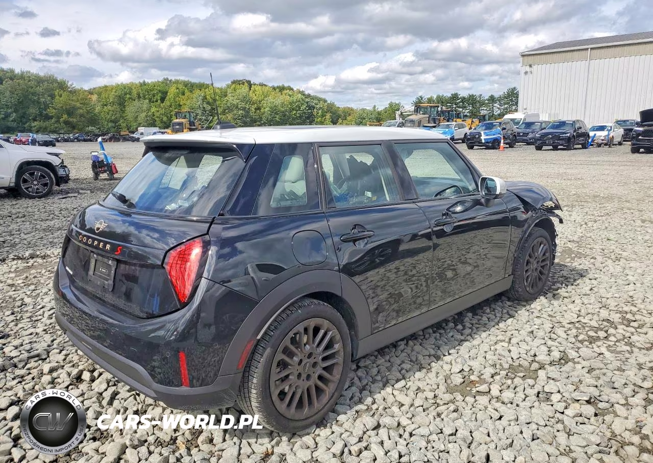 2025 Mini Cooper S VIN:WMW53GD05S2W37003 - 3