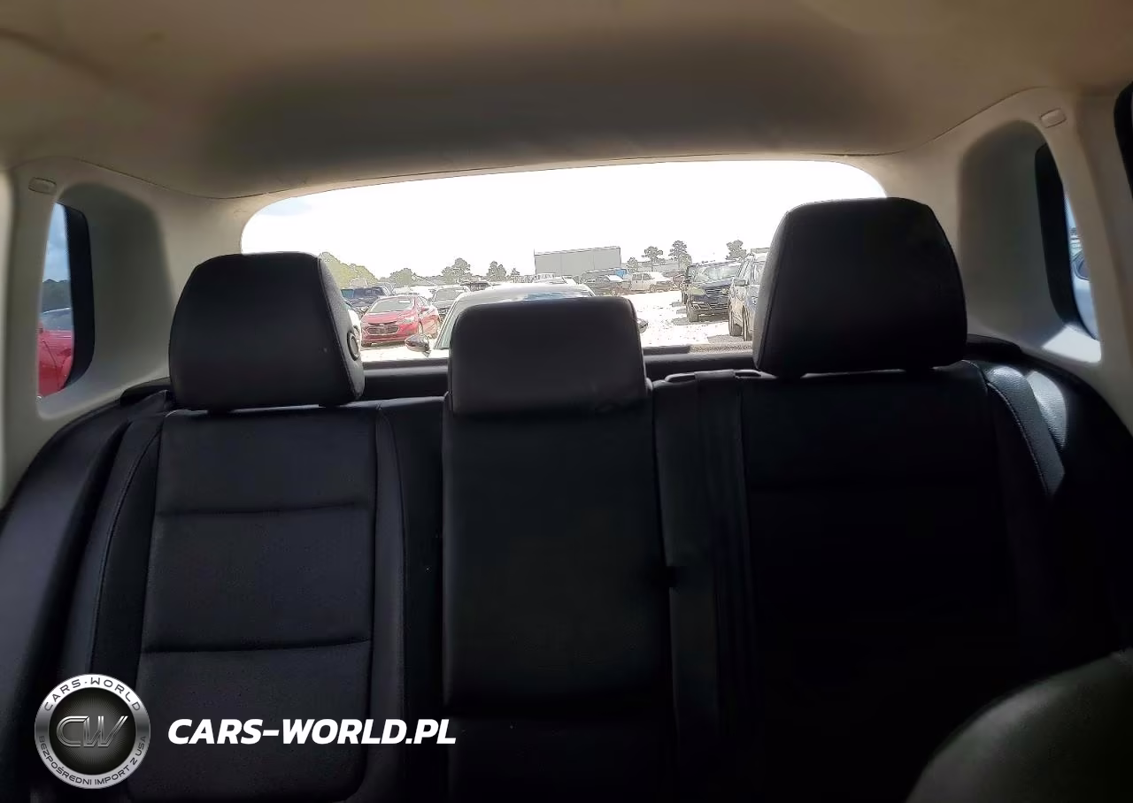 2016 Volkswagen Tiguan S VIN:WVGAV7AX4GW534714 - 10