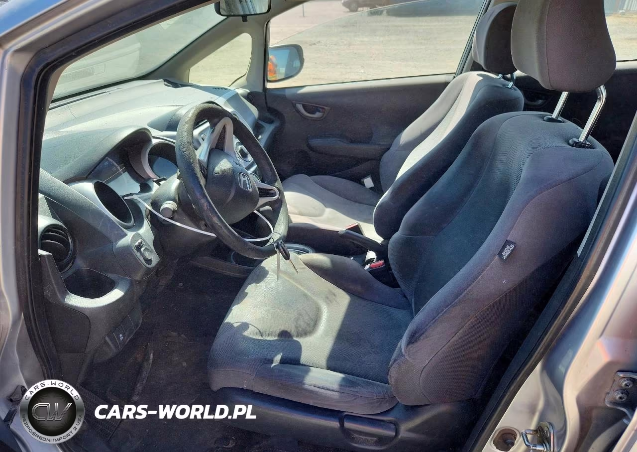 2013 Honda Fit VIN:JHMGE8H35DC061411 - 7