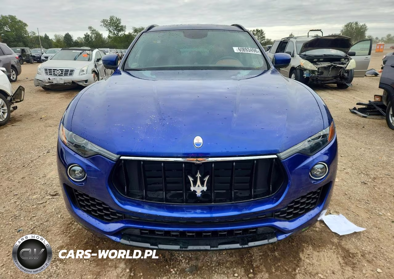 2017 Maserati Levante Sport VIN:ZN661XUS8HX245626 - 5