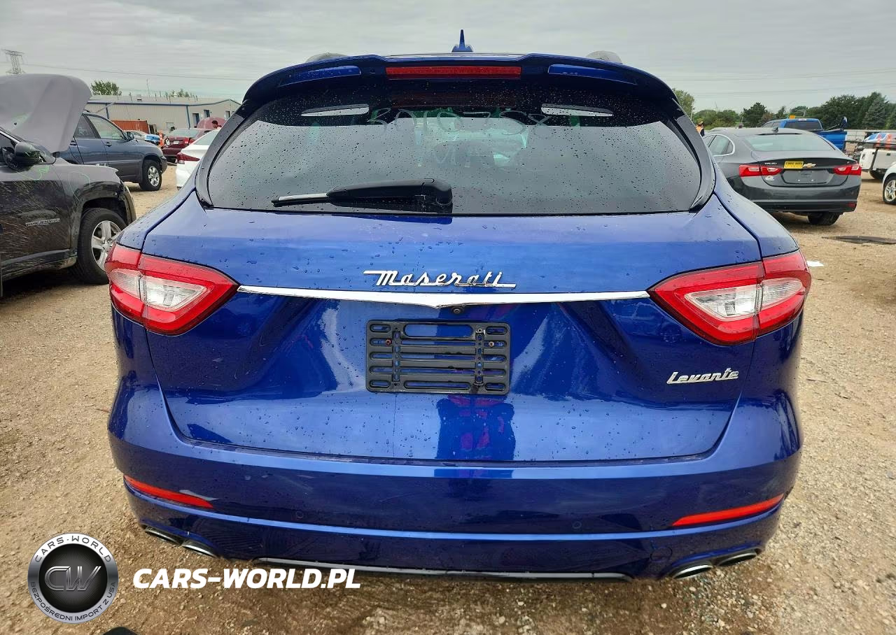 2017 Maserati Levante Sport VIN:ZN661XUS8HX245626 - 6