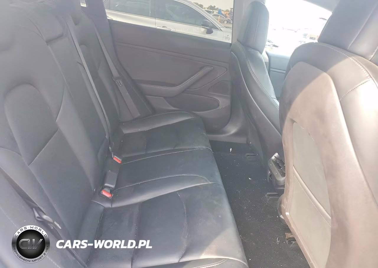 2019 Tesla Model 3 VIN:5YJ3E1EA9KF426540 - 10