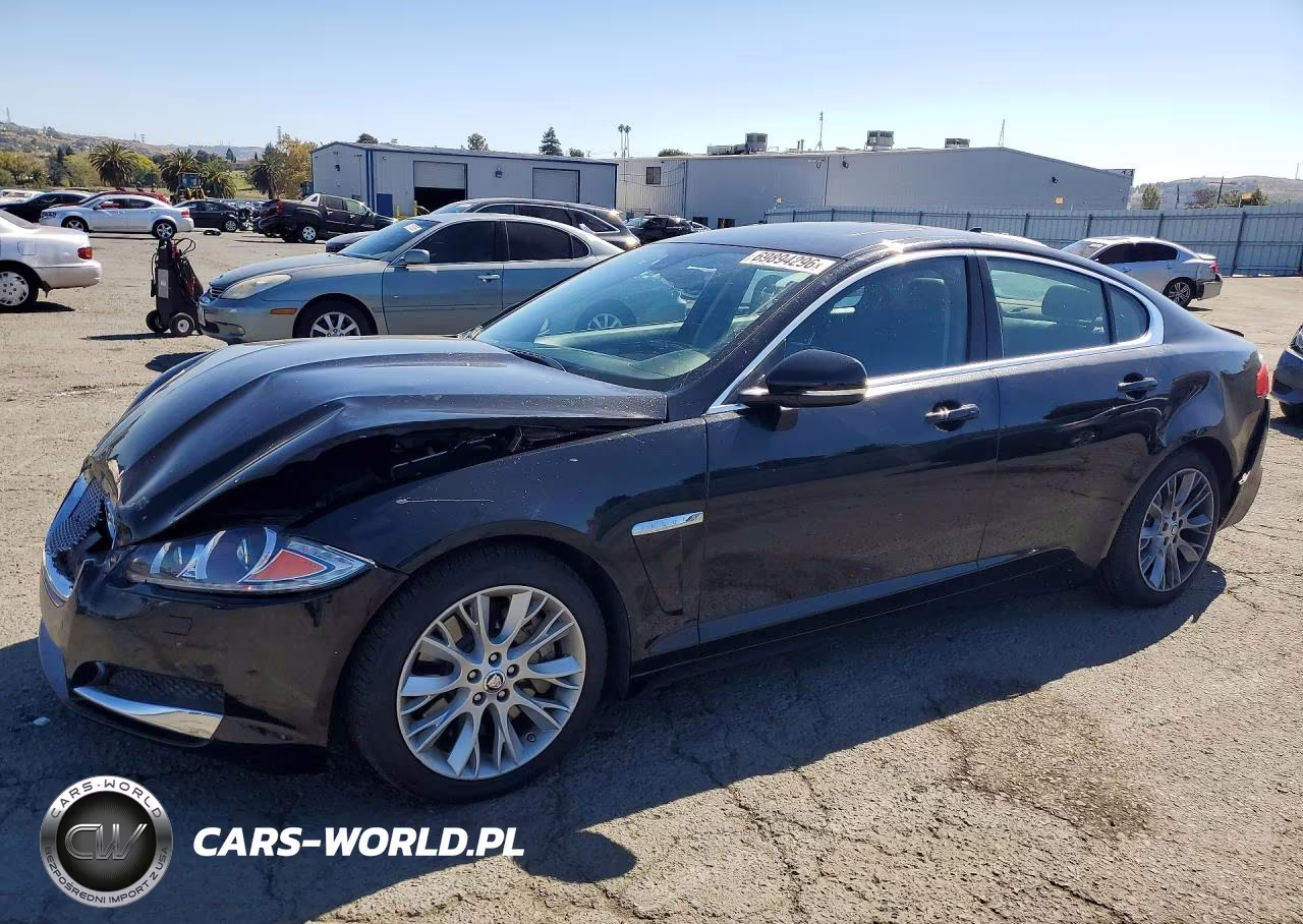 2013 Jaguar Xf