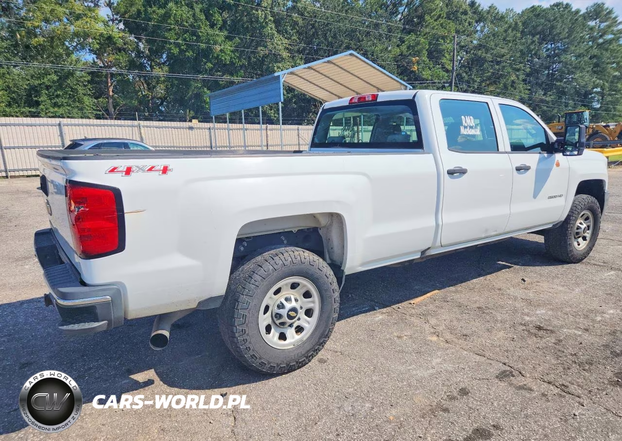 2017 Chevrolet Silverado K2500 Heavy Duty VIN:1GC1KUEY4HF105735 - 3