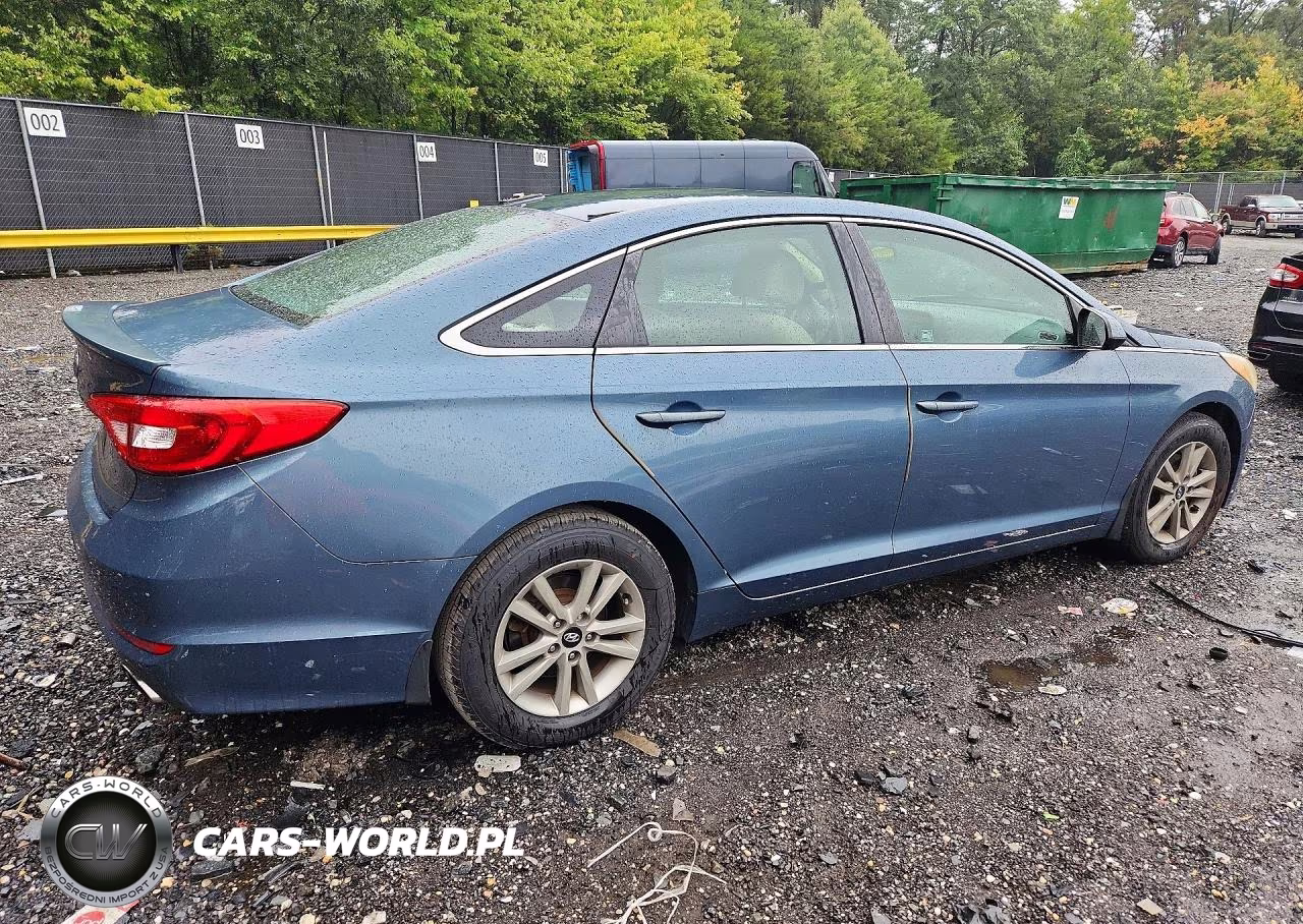 2015 Hyundai Sonata VIN:5NPE24AF9FH104525 - 3