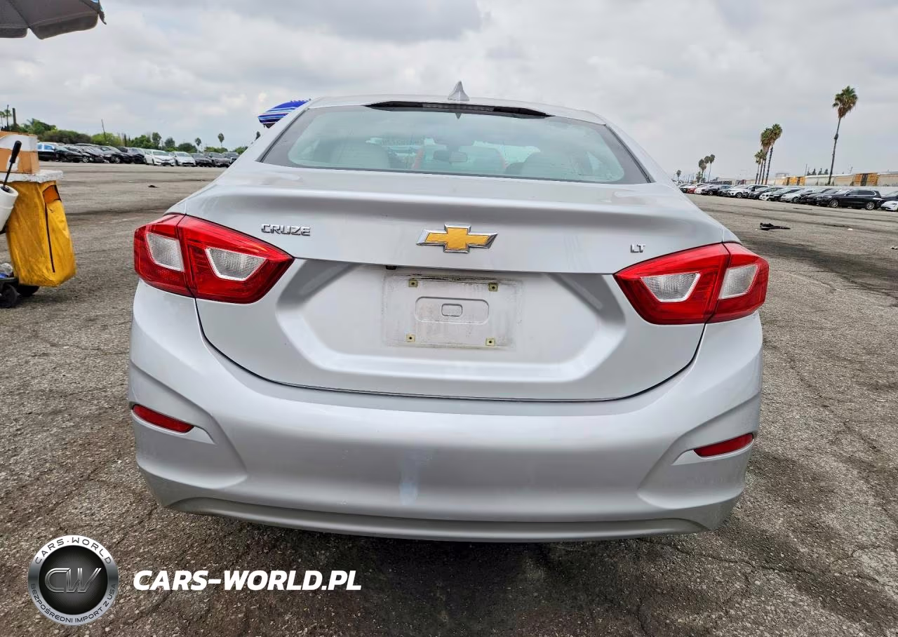 2016 Chevrolet Cruze Lt VIN:1G1BE5SM7G7326881 - 6