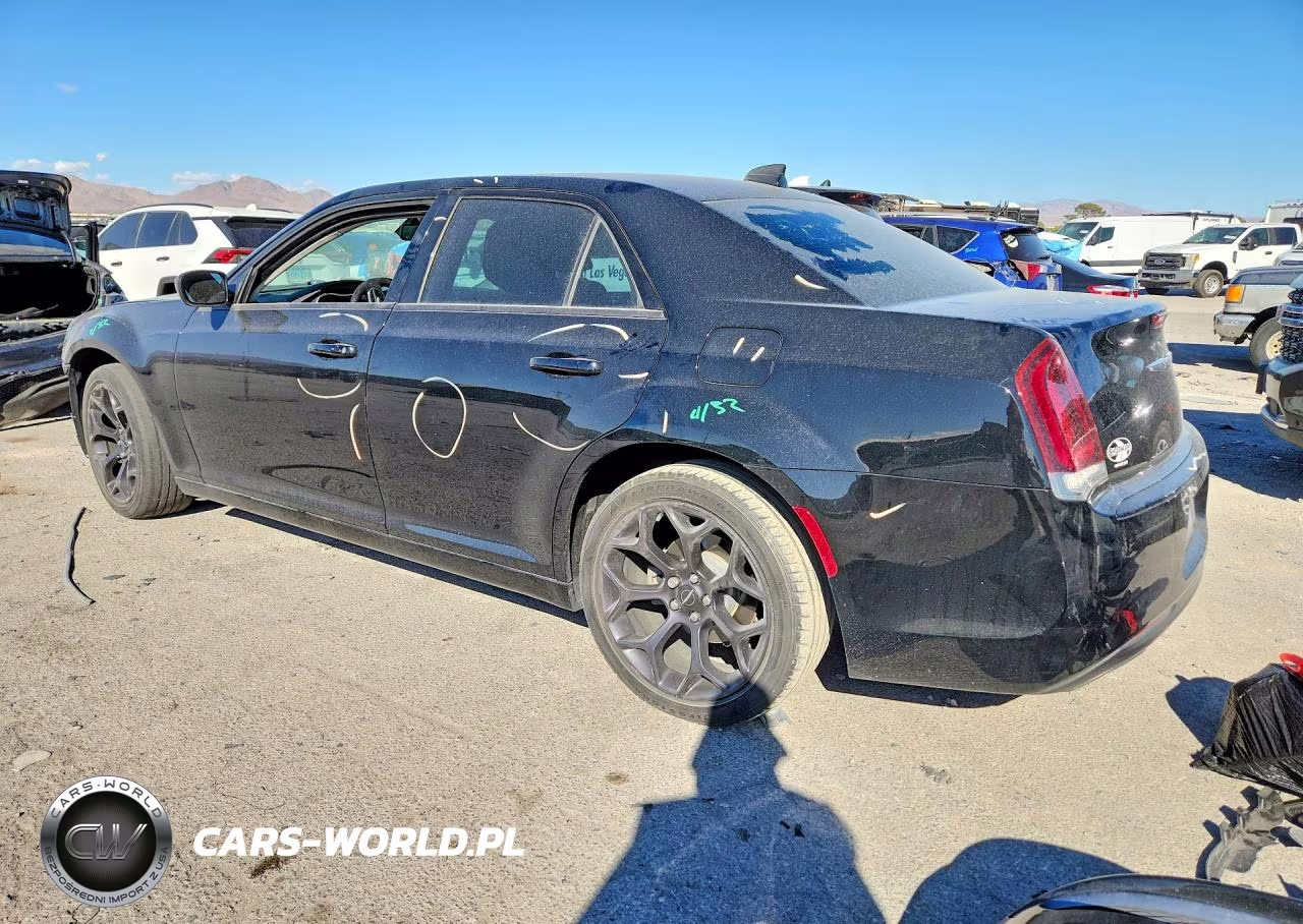 2020 Chrysler 300 Touring VIN:2C3CCAAG5LH128146 - 2