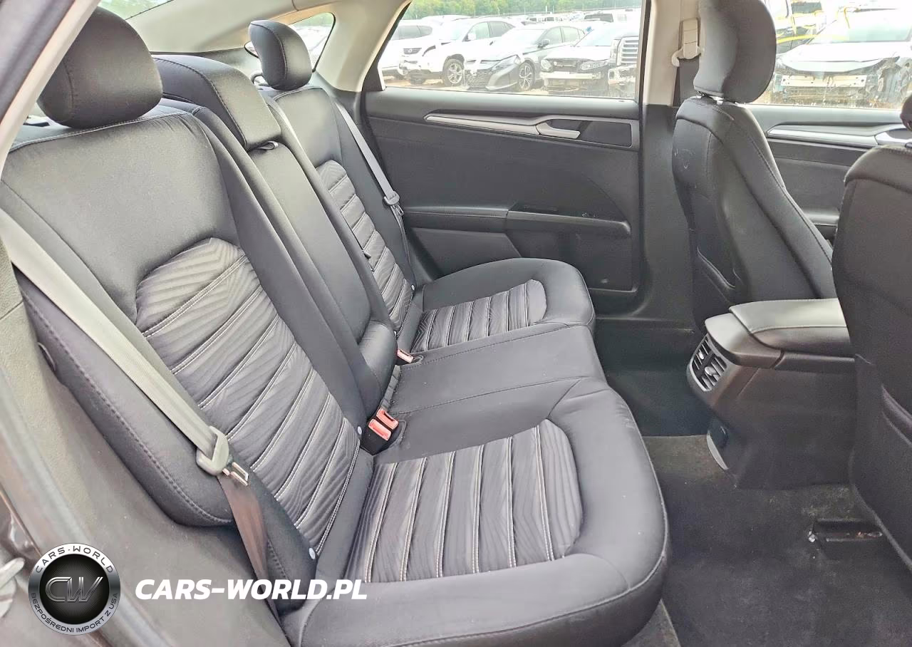 2016 Ford Fusion Se VIN:3FA6P0HD8GR226221 - 10