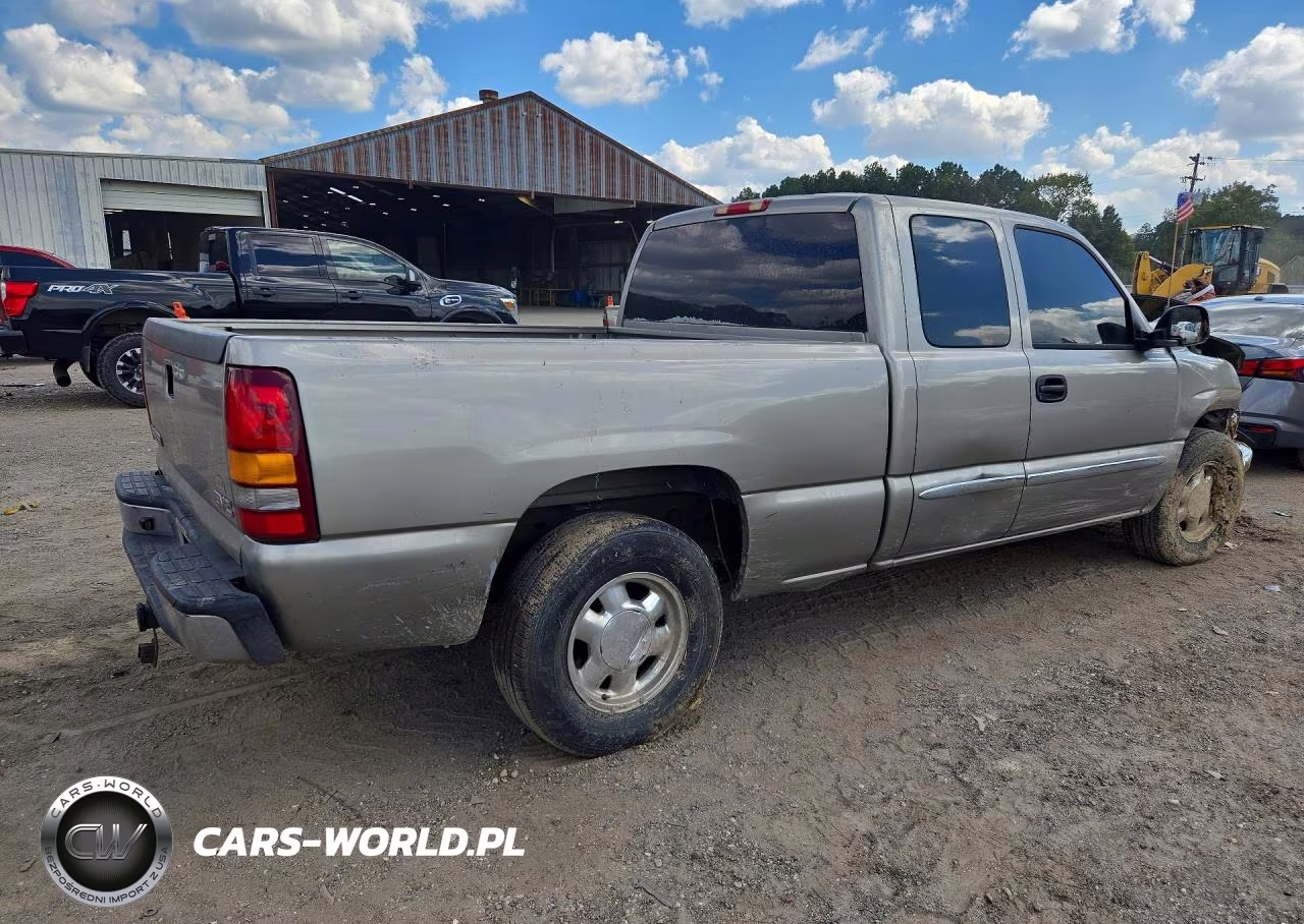 2003 GMC New Sierra C1500 VIN:2GTEC19V531361718 - 3