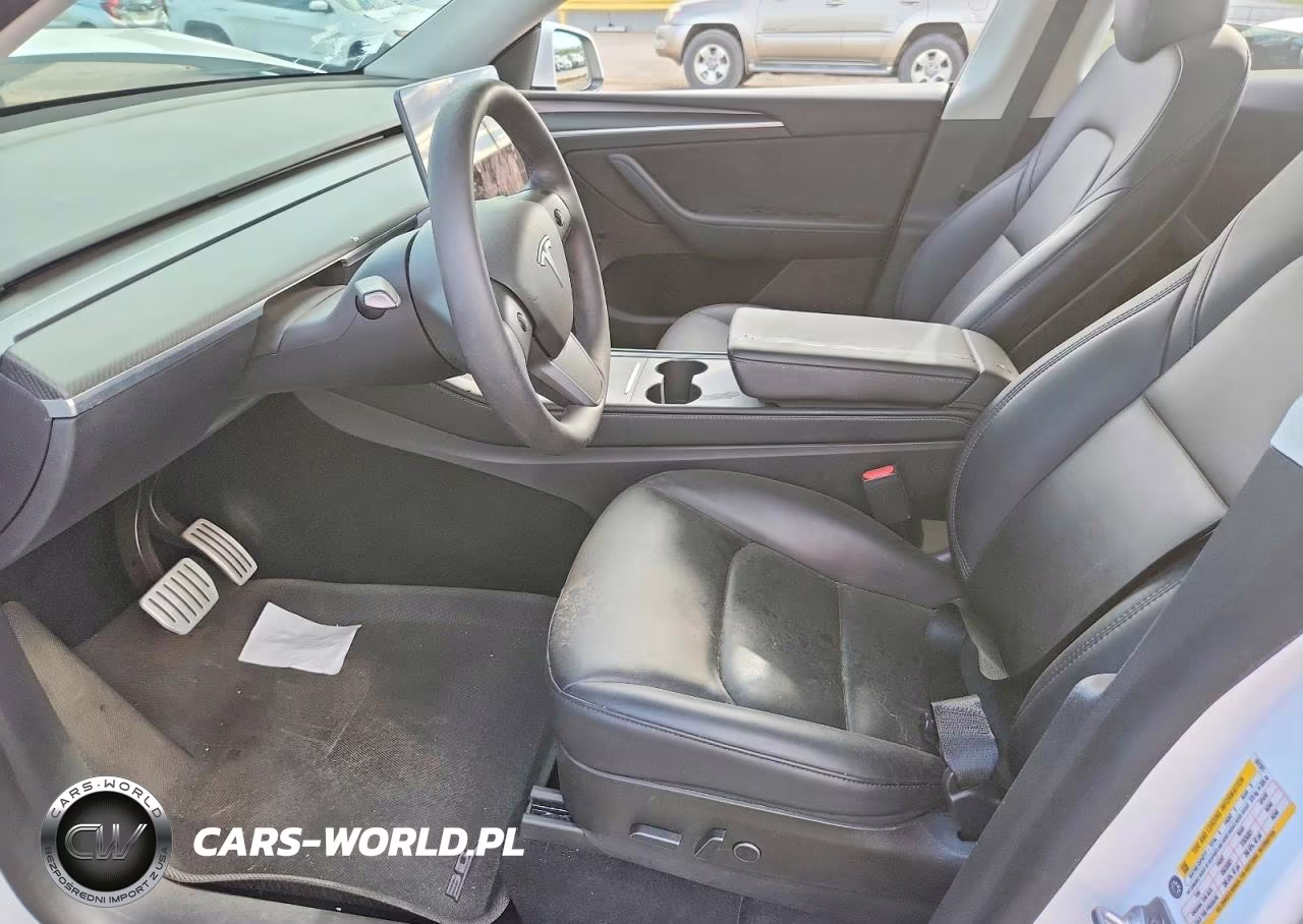 2023 Tesla Model Y VIN:7SAYGDEF5PF601521 - 7