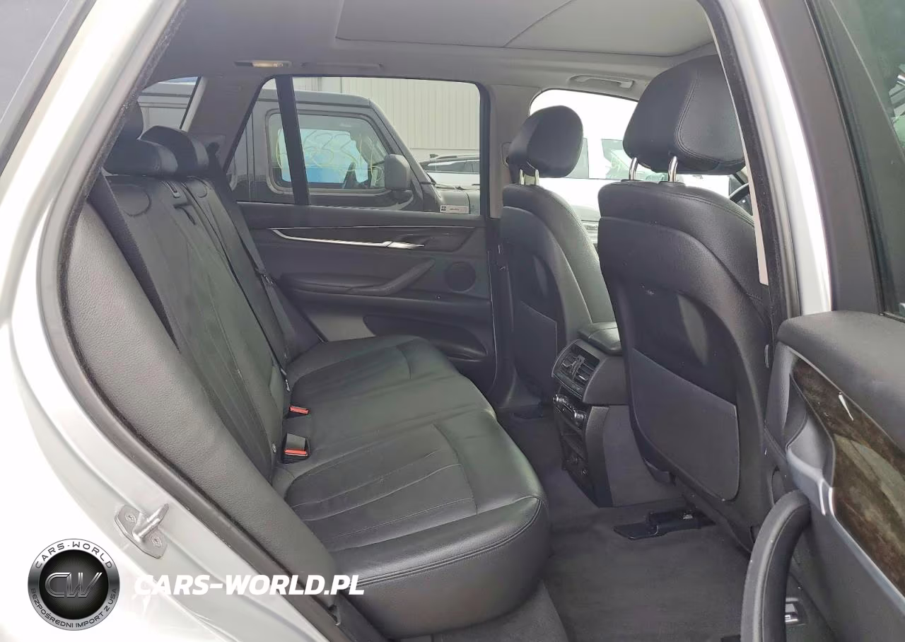 2016 BMW X5 xDrive35I VIN:5UXKR0C55G0P30341 - 11