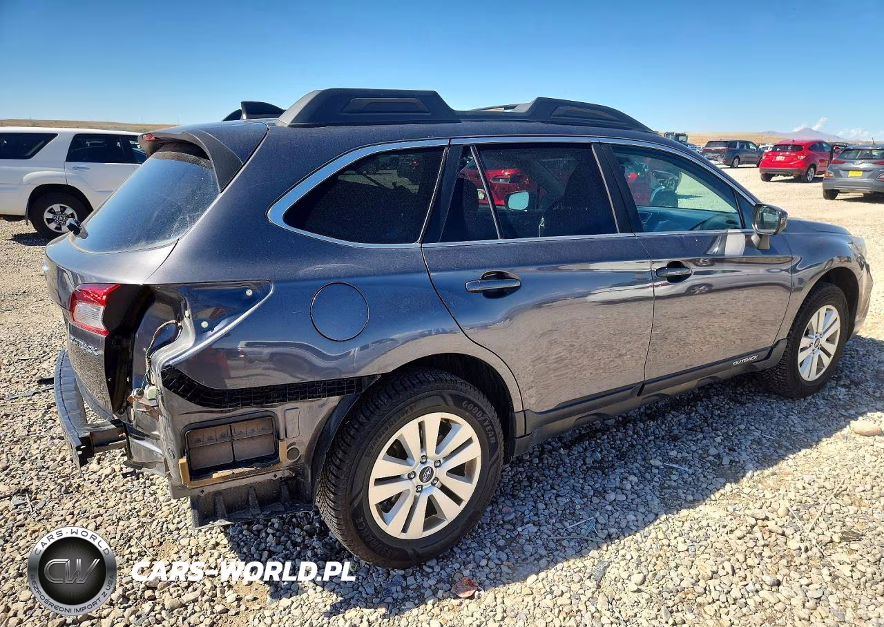 2019 Subaru Outback 2.5I Premium VIN:4S4BSAFC1K3201820 - 3