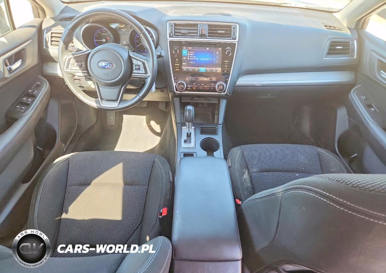 2019 Subaru Outback 2.5I Premium VIN:4S4BSAFC1K3201820 - 8