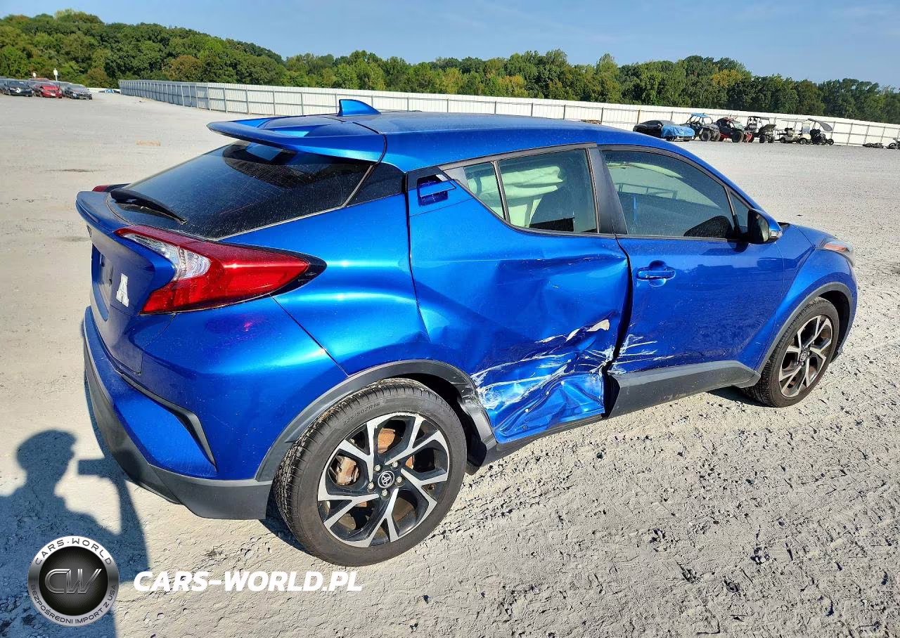 2020 Toyota C-Hr Xle VIN:JTNKHMBX7L1073024 - 3