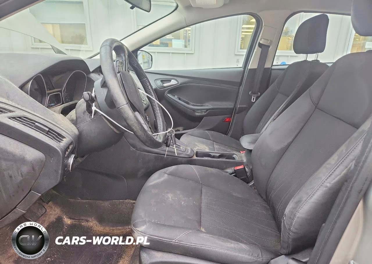 2016 Ford Focus Se VIN:1FADP3K21GL293287 - 7