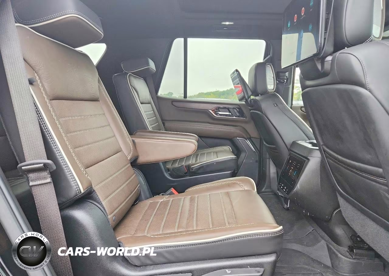 2026 GMC Yukon Denali Ultimate VIN:1GKS2EKL4TR145473 - 11