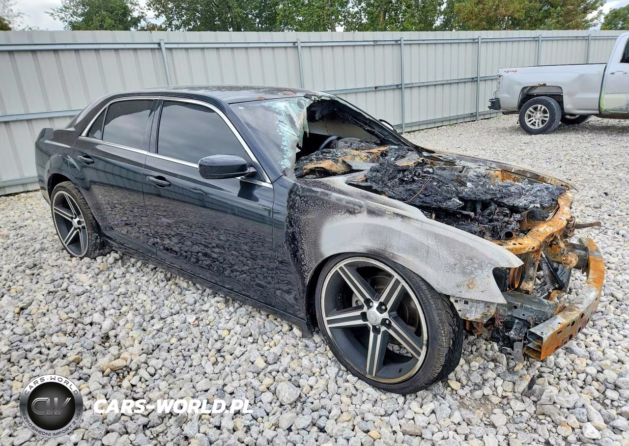 2012 Chrysler 300 S VIN:2C3CCADT4CH122976 - 4