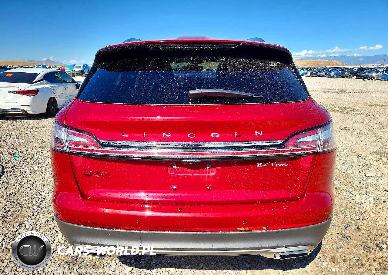 2019 Lincoln Nautilus Reserve VIN:2LMPJ8LP7KBL58765 - 6
