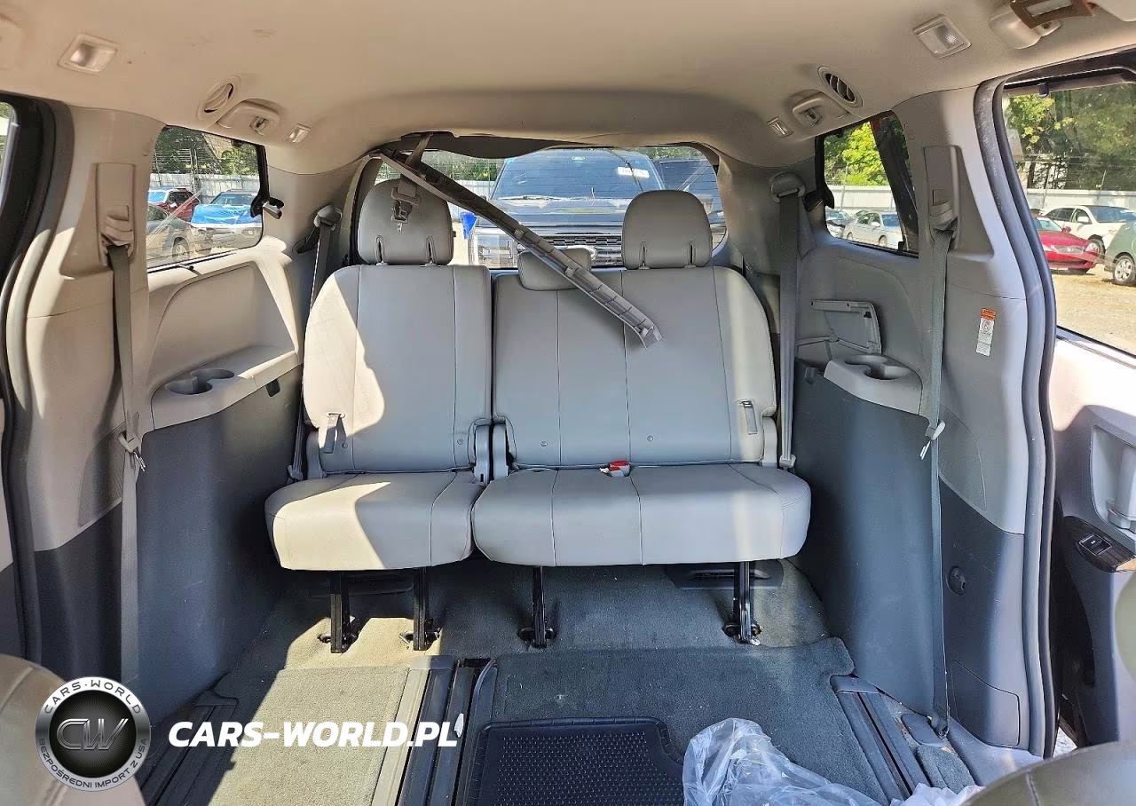 2017 Toyota Sienna Xle Premium 8-Passenger VIN:5TDYZ3DCXHS863993 - 10