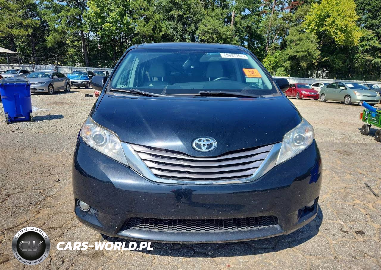2017 Toyota Sienna Xle Premium 8-Passenger VIN:5TDYZ3DCXHS863993 - 5