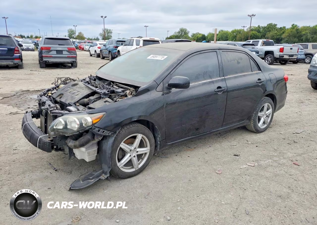 2013 Toyota Corolla Le – zdjęcie 1 z 13