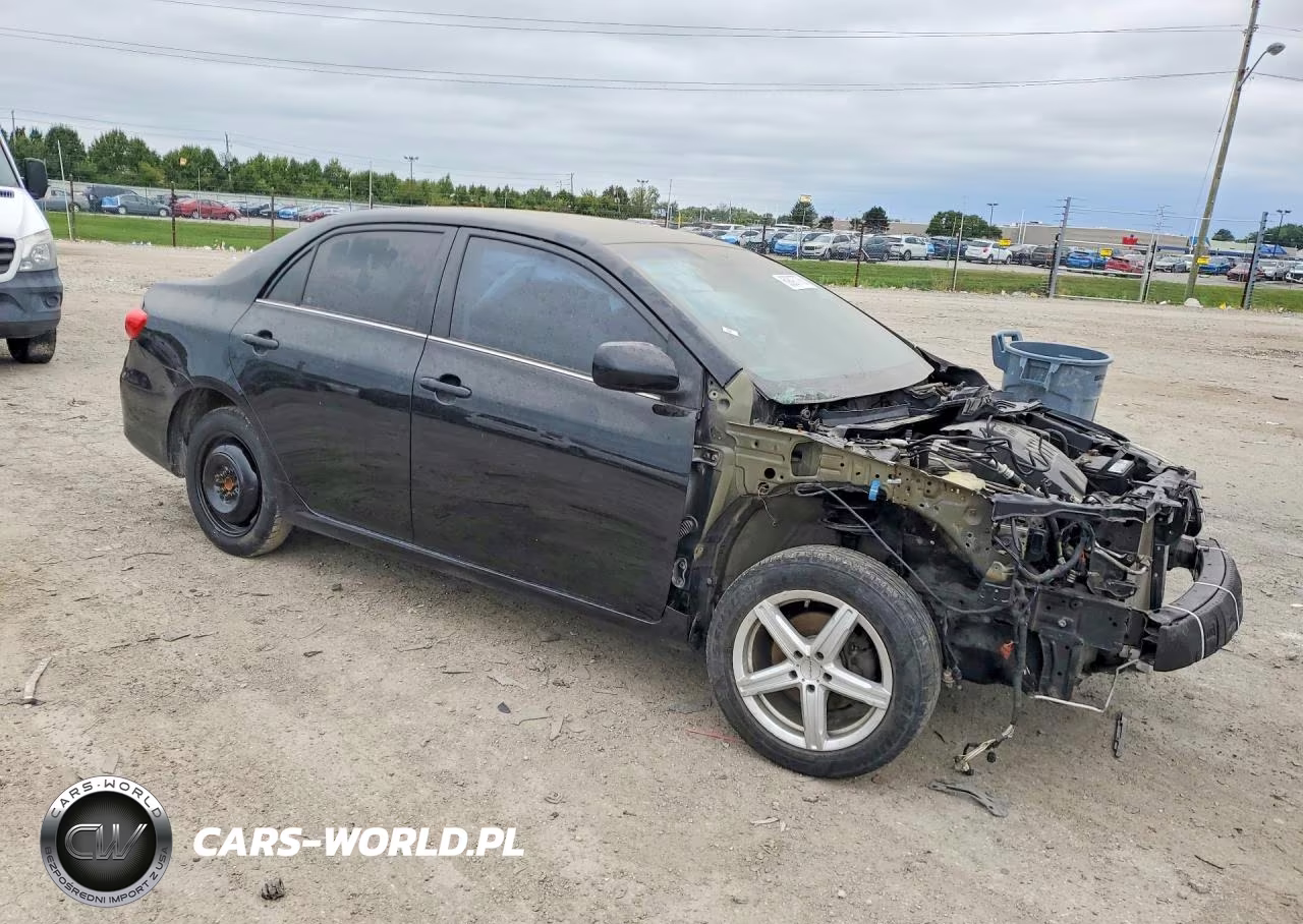 2013 Toyota Corolla Le VIN:2T1BU4EE8DC126496 - 4