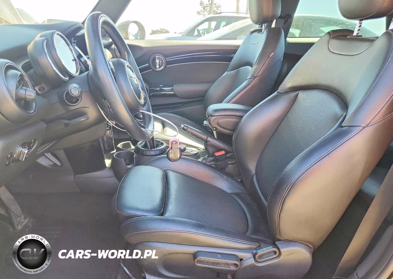 2016 Mini Cooper VIN:WMWXP5C50GT739244 - 7