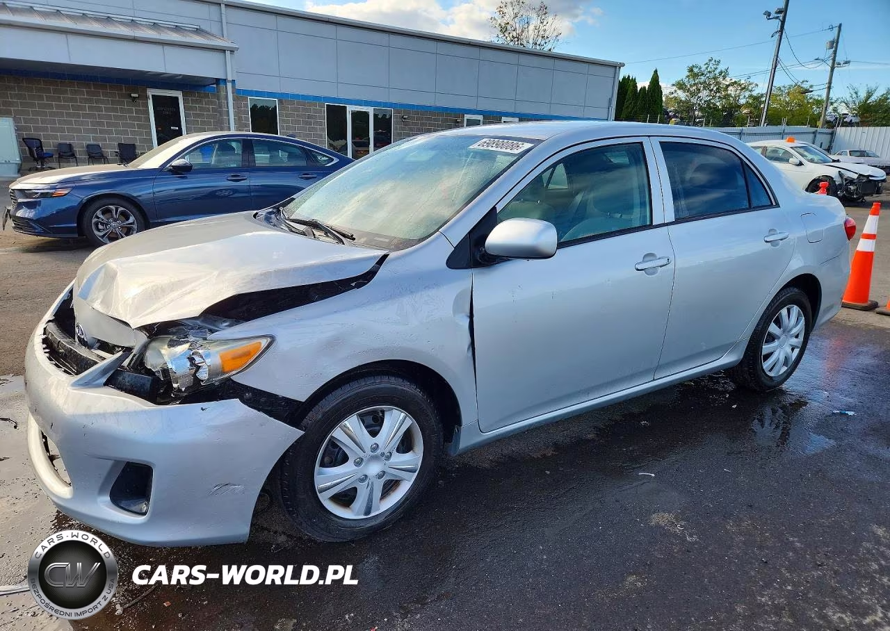 2013 Toyota Corolla L VIN:5YFBU4EE0DP181623 - 1