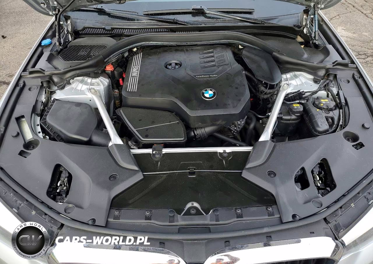 2020 BMW 530 Xi VIN:WBAJR7C08LCE53252 - 11