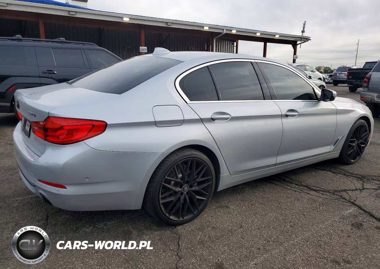 2020 BMW 530 Xi VIN:WBAJR7C08LCE53252 - 3