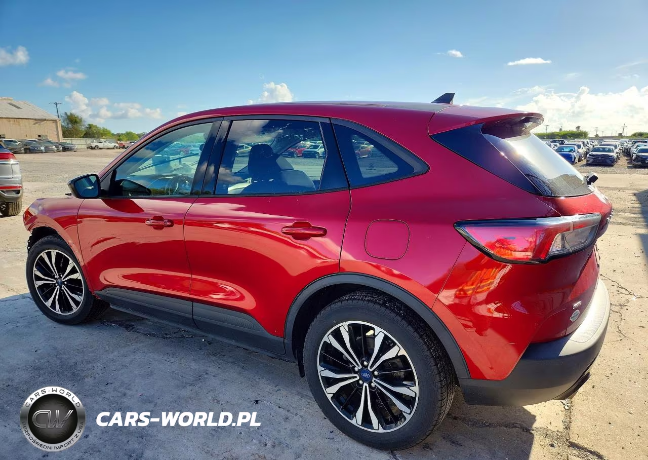 2022 Ford Escape Se VIN:1FMCU0G68NUA32928 - 2
