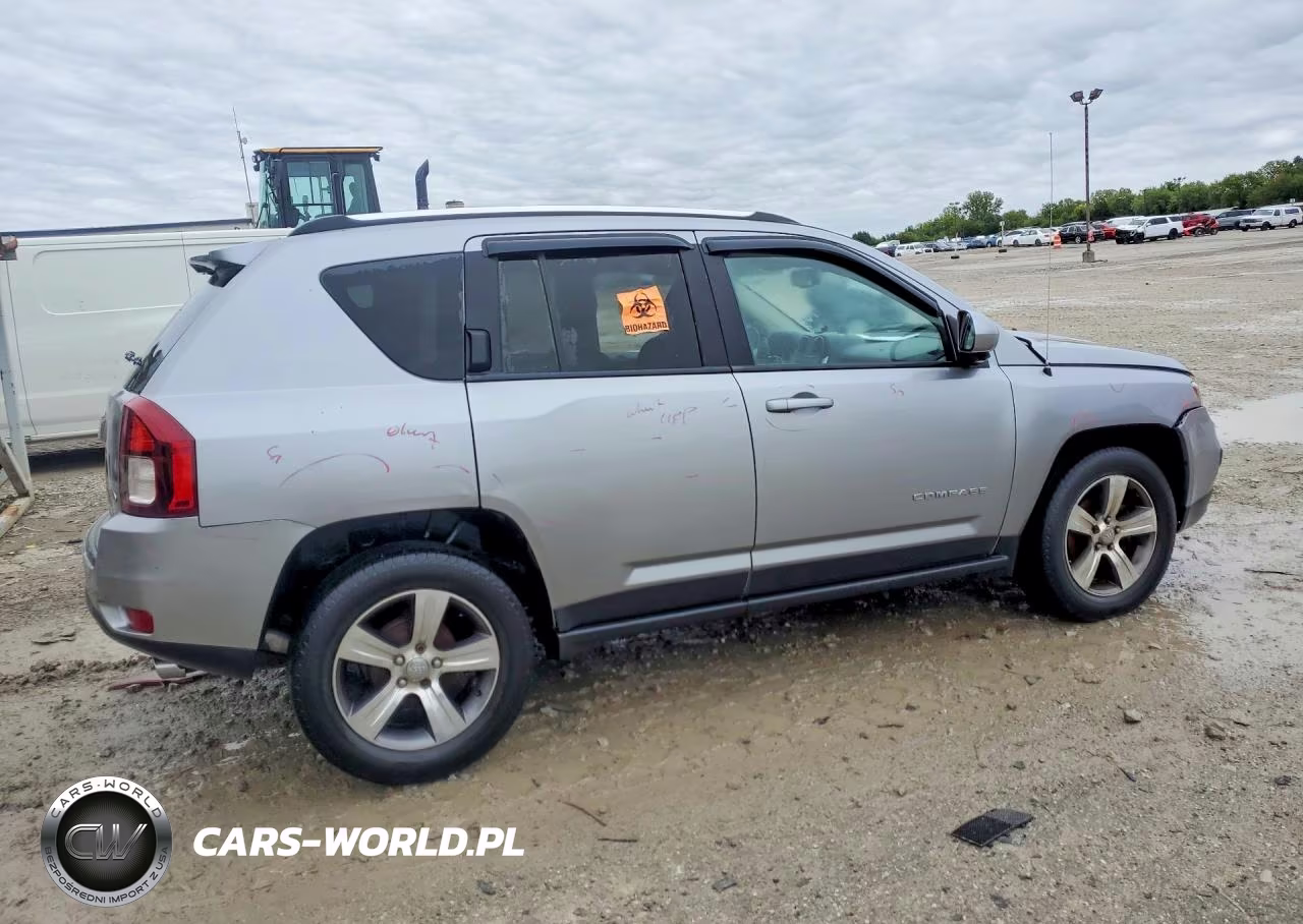 2017 Jeep Compass Latitude VIN:1C4NJCEB4HD169277 - 3