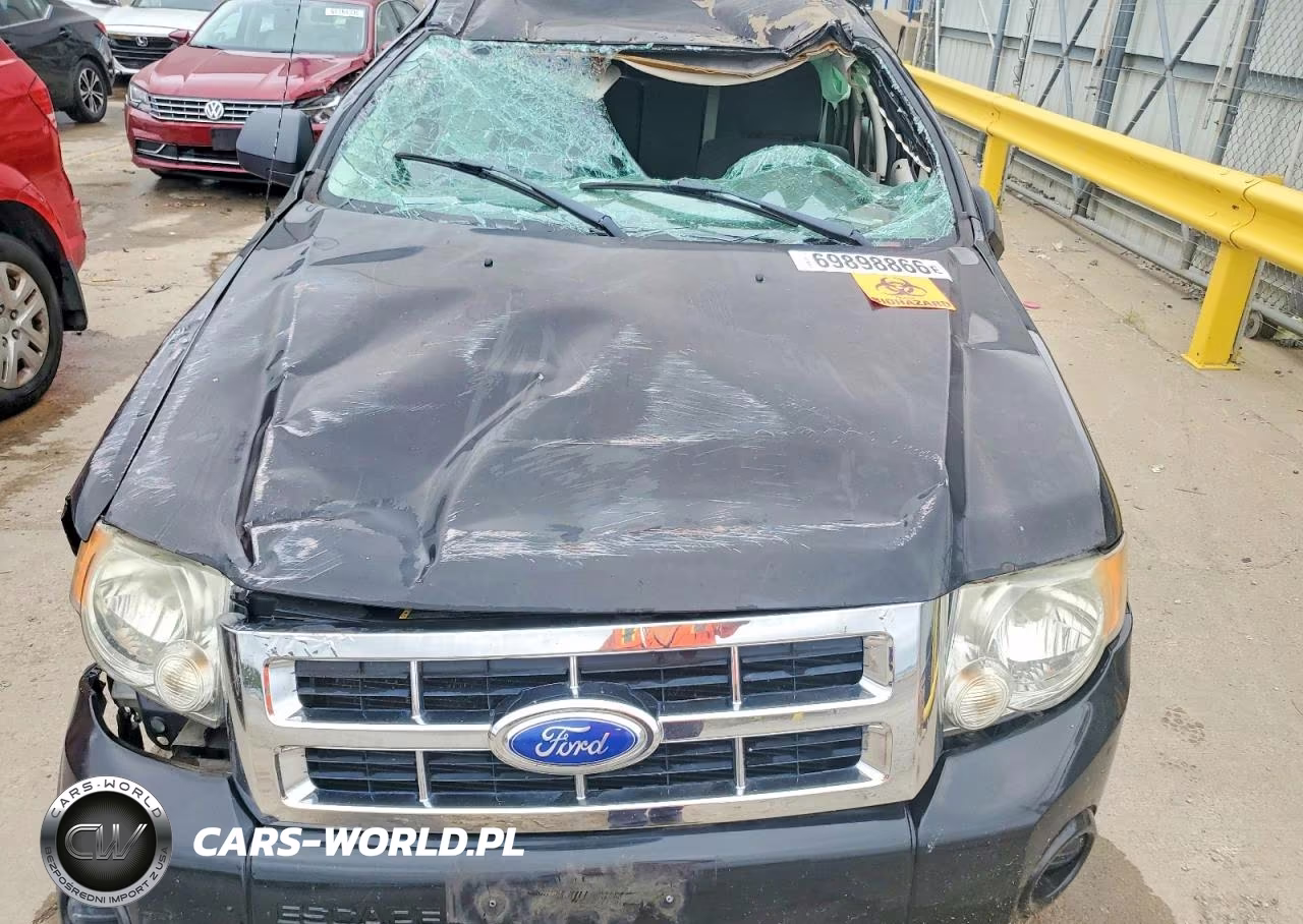 2011 Ford Escape Xls VIN:1FMCU0C76BKC61582 - 12