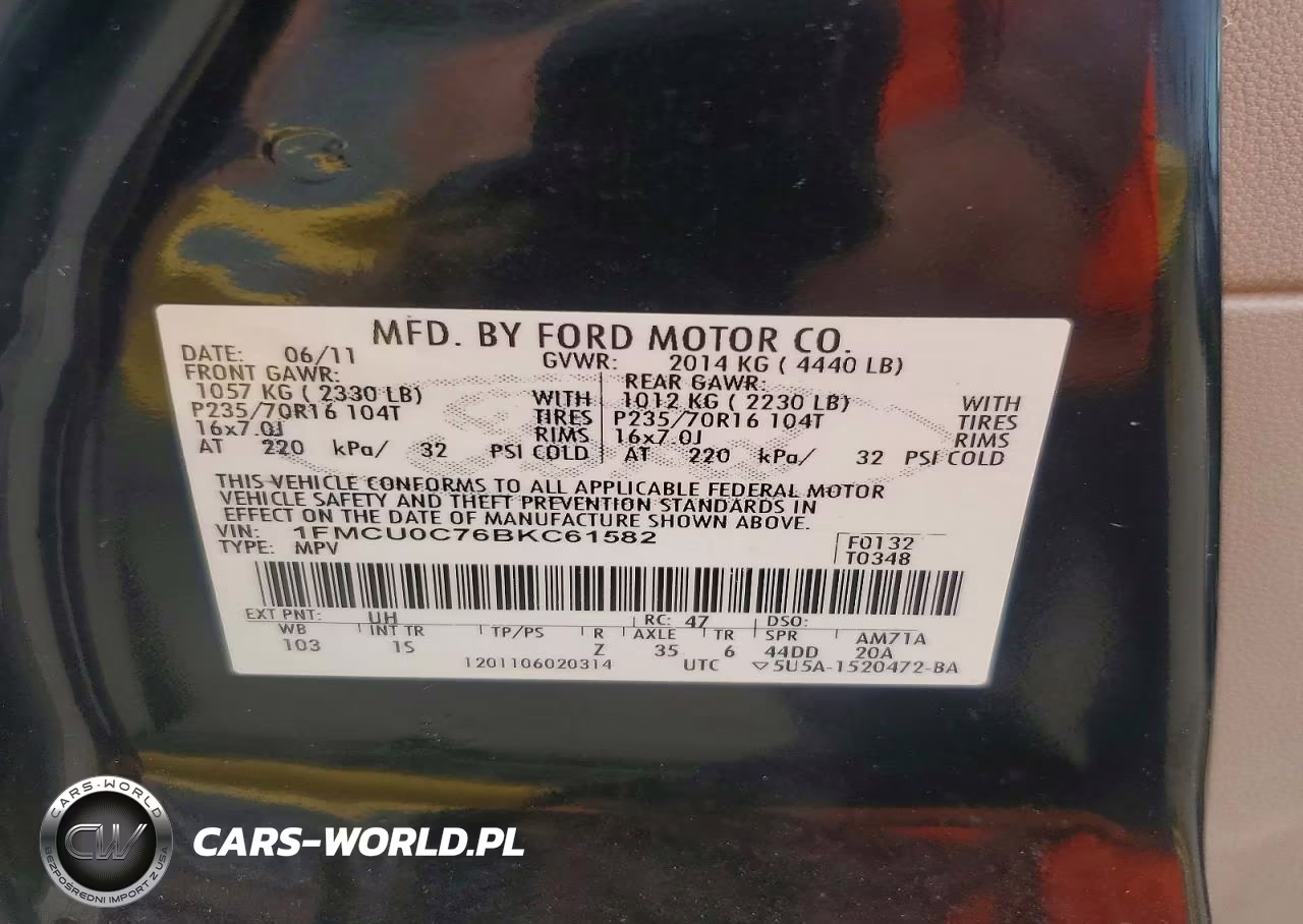 2011 Ford Escape Xls VIN:1FMCU0C76BKC61582 - 13