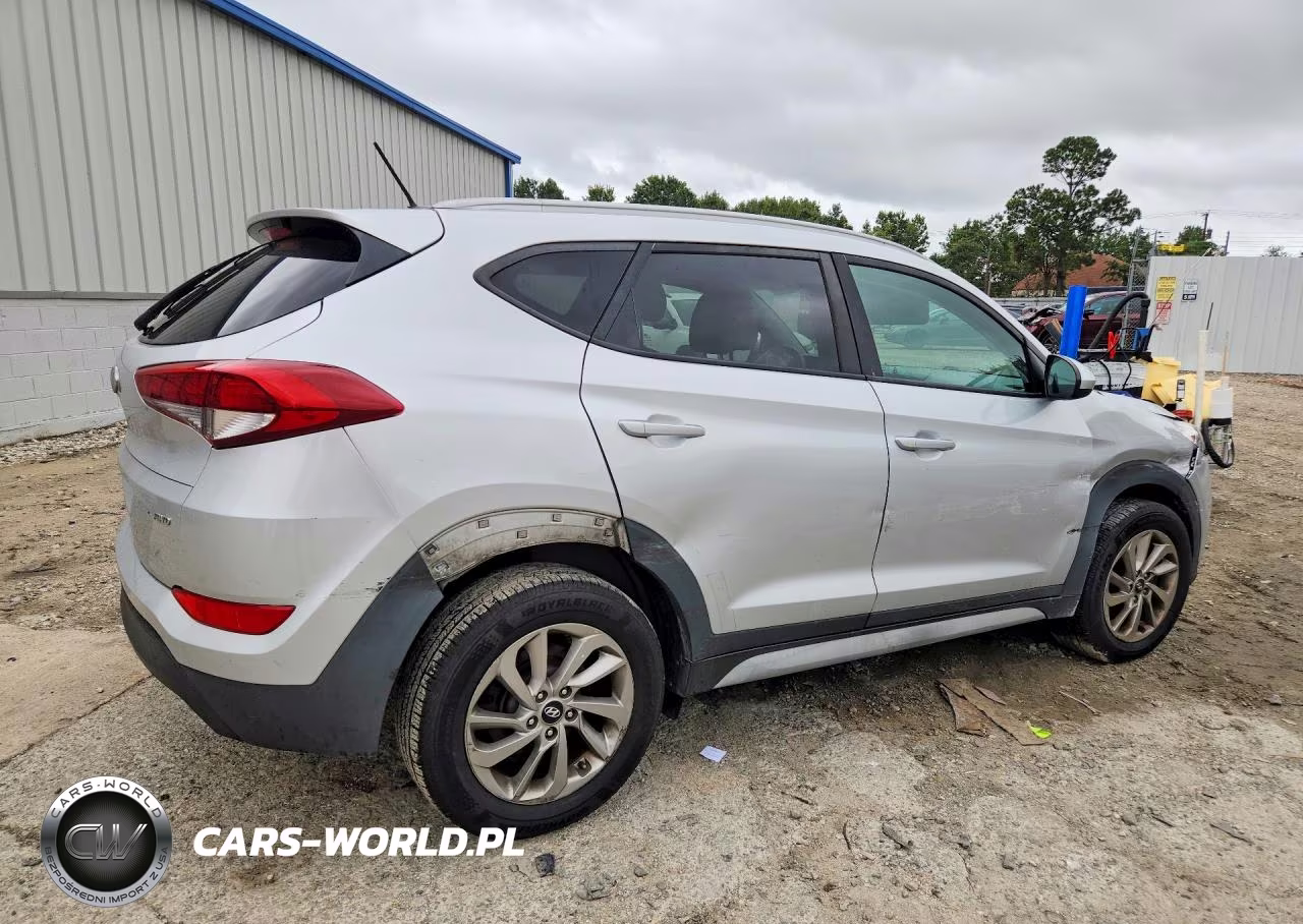 2017 Hyundai Tucson Se VIN:KM8J3CA44HU483779 - 3