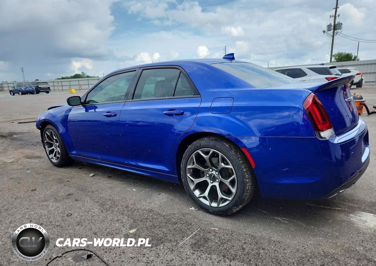2018 Chrysler 300 S VIN:2C3CCABT1JH274830 - 2