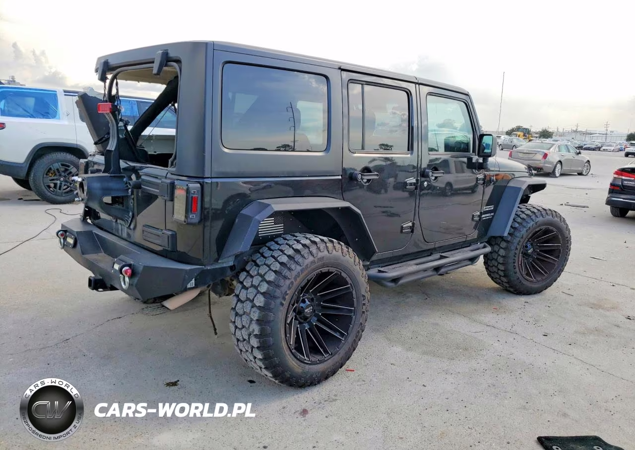 2017 Jeep Wrangler Unlimited Sport VIN:1C4BJWDGXHL714664 - 3
