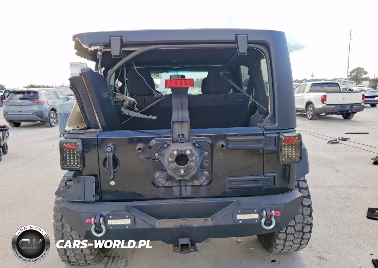2017 Jeep Wrangler Unlimited Sport VIN:1C4BJWDGXHL714664 - 6