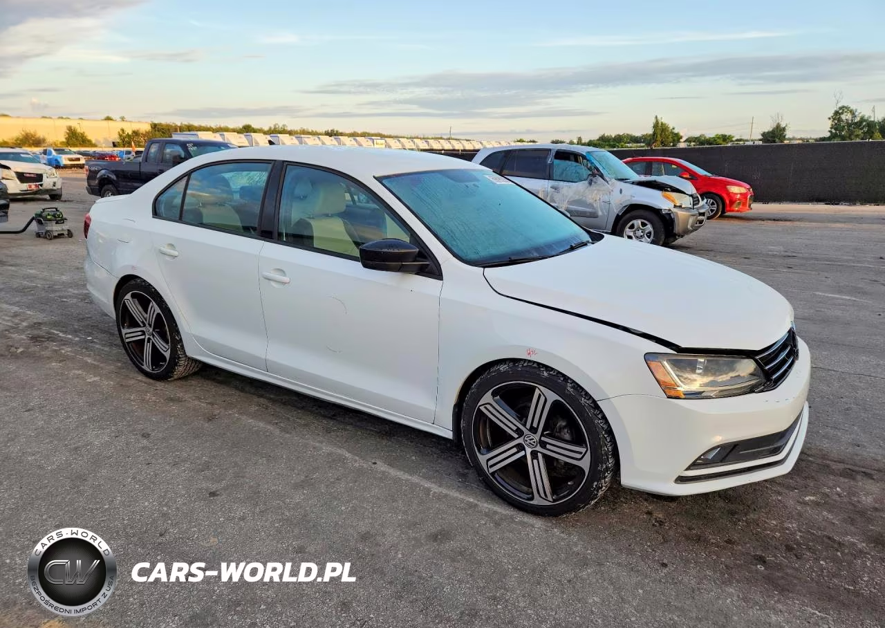 2017 Volkswagen Jetta Sport VIN:3VWD17AJ9HM409683 - 4