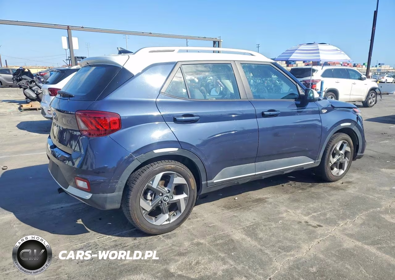 2022 Hyundai Venue Limited VIN:KMHRC8A35NU140787 - 3