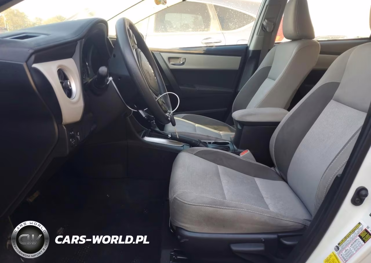 2017 Toyota Corolla Le VIN:2T1BURHE4HC852130 - 7