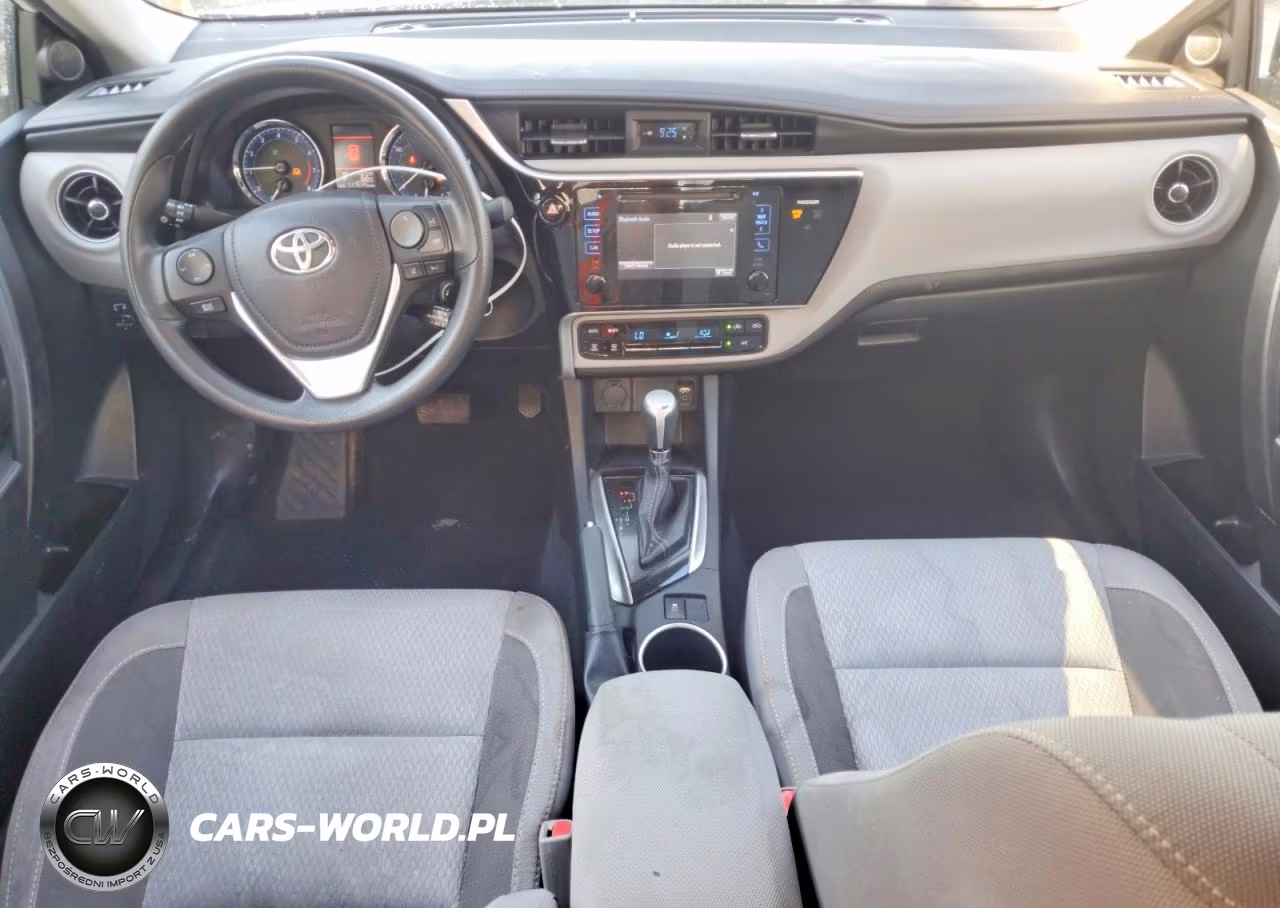 2017 Toyota Corolla Le VIN:2T1BURHE4HC852130 - 8