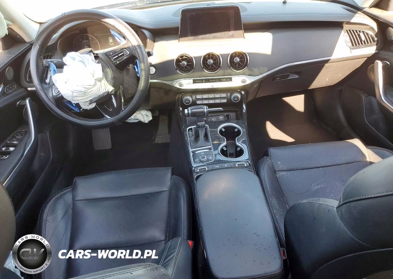 2018 Kia Stinger Premium VIN:KNAE25LA2J6037676 - 8
