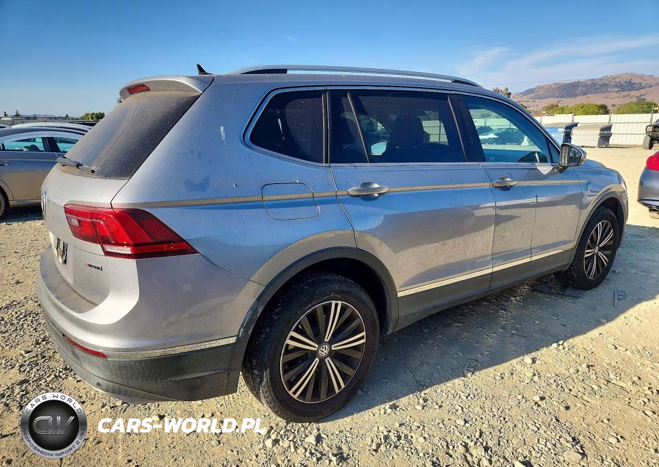 2019 Volkswagen Tiguan Se VIN:3VV2B7AX0KM131132 - 3
