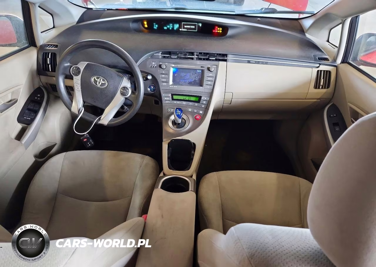 2012 Toyota Prius Three VIN:JTDKN3DU8C1507512 - 8