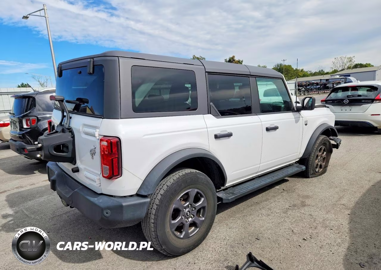 2022 Ford Bronco Base VIN:1FMDE5BH7NLB55164 - 3