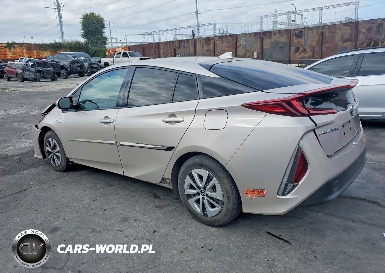 2018 Toyota Prius Prime Premium VIN:JTDKARFPXJ3084388 - 2