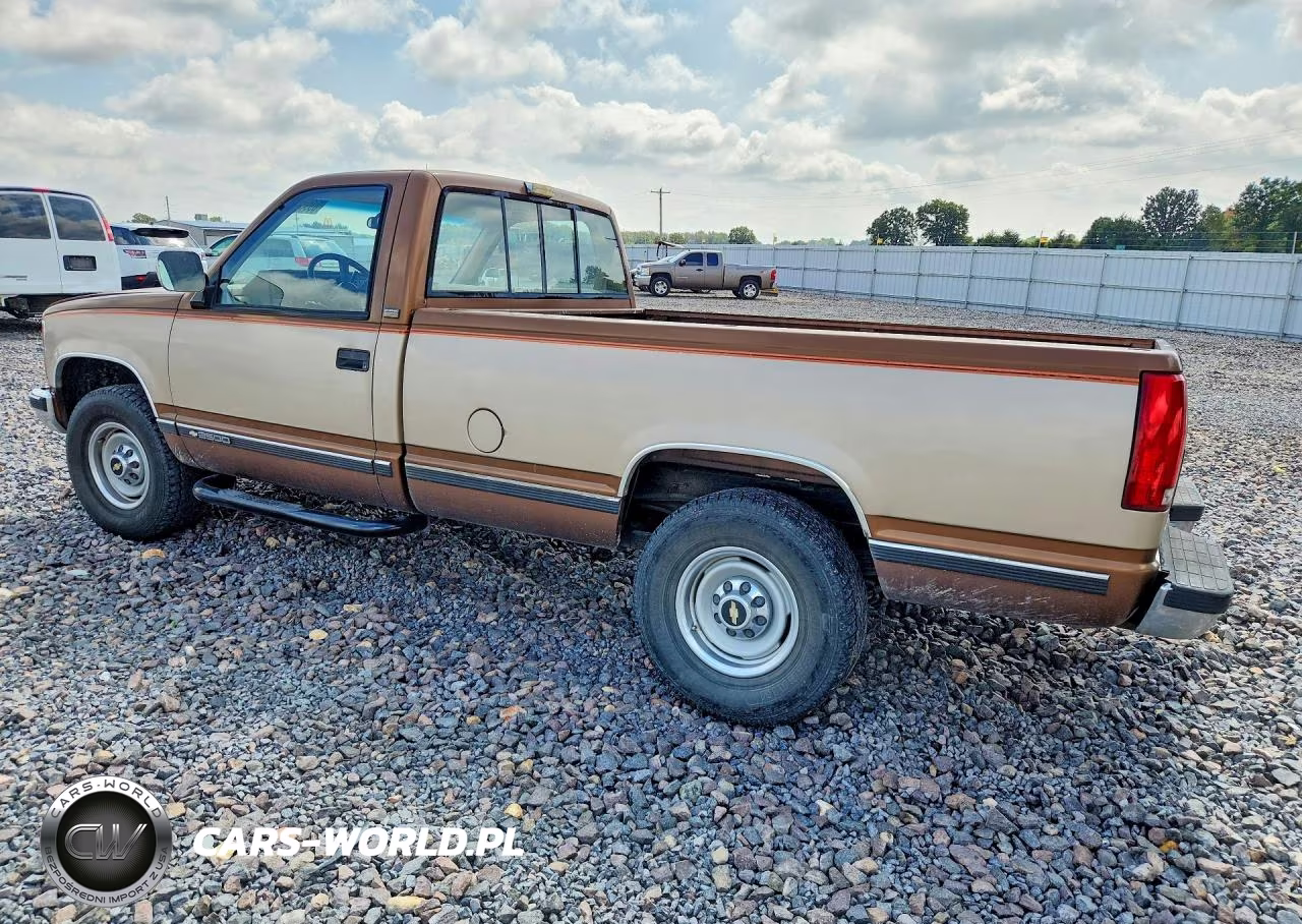 1990 Chevrolet Gmt-400 C2500 VIN:1GCGC24K4LE181088 - 2